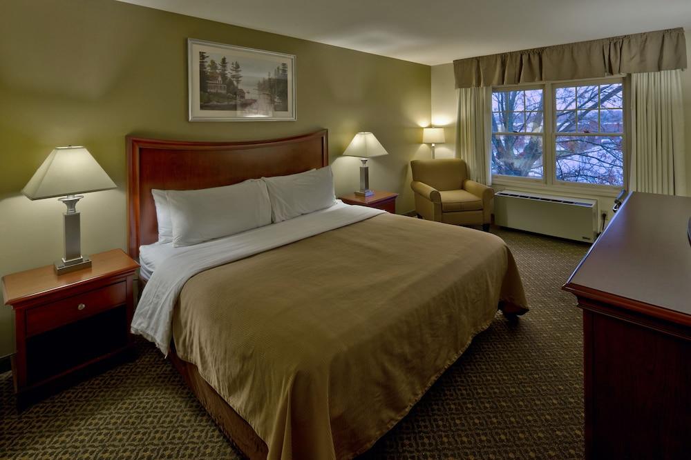 Country Inn At The Mall Bangor Extérieur photo