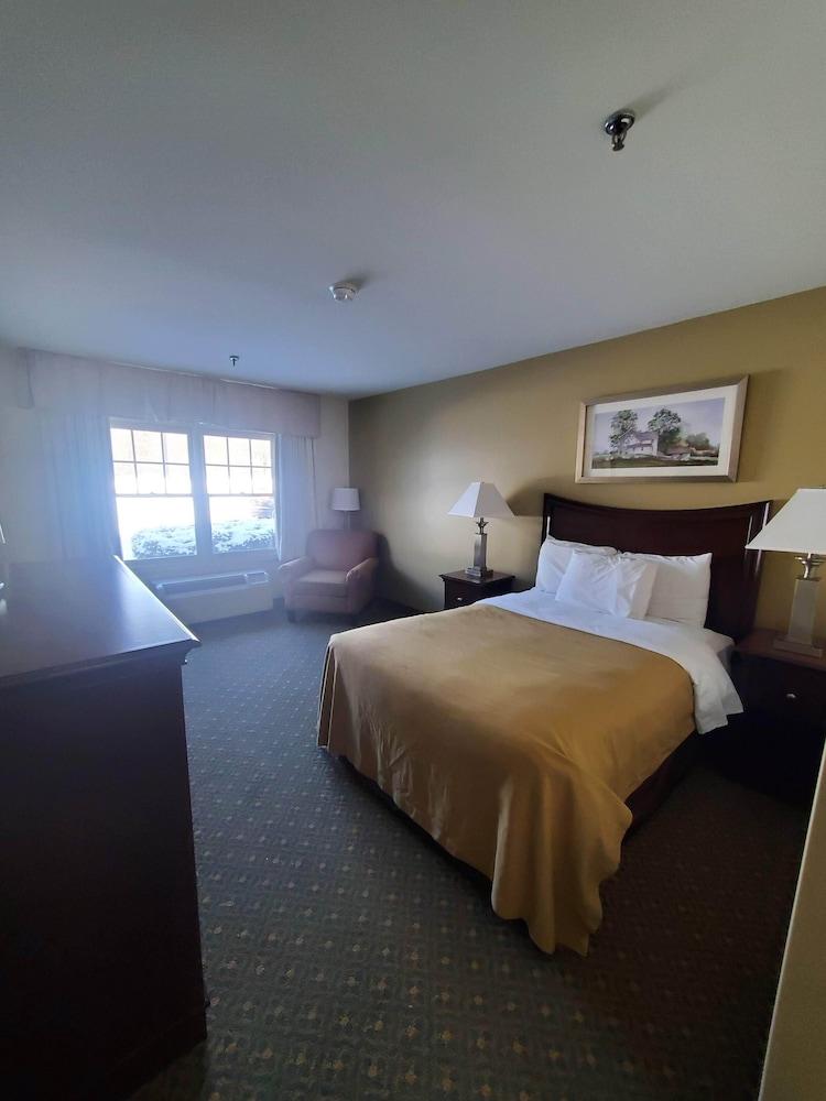Country Inn At The Mall Bangor Extérieur photo