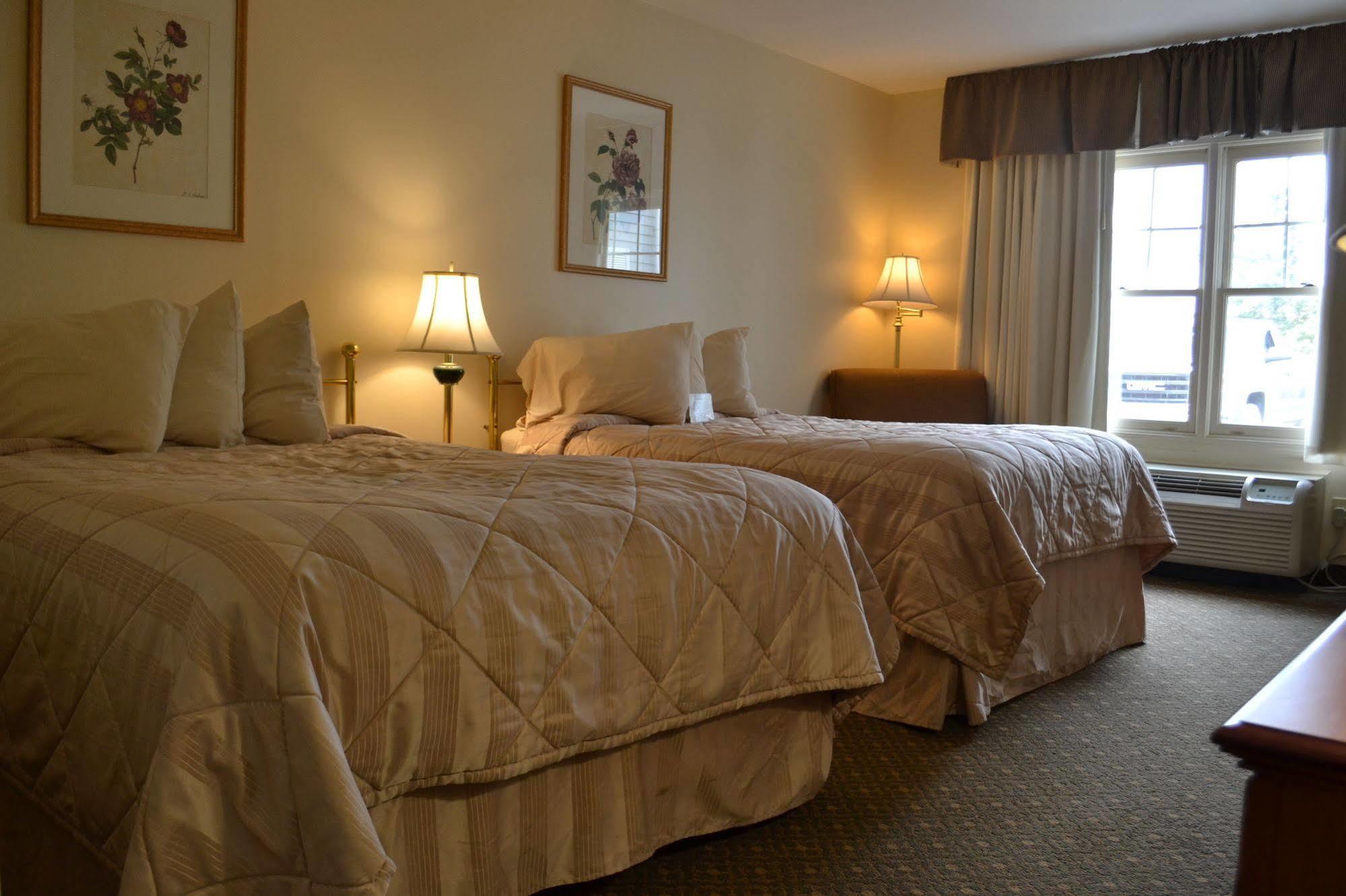 Country Inn At The Mall Bangor Extérieur photo