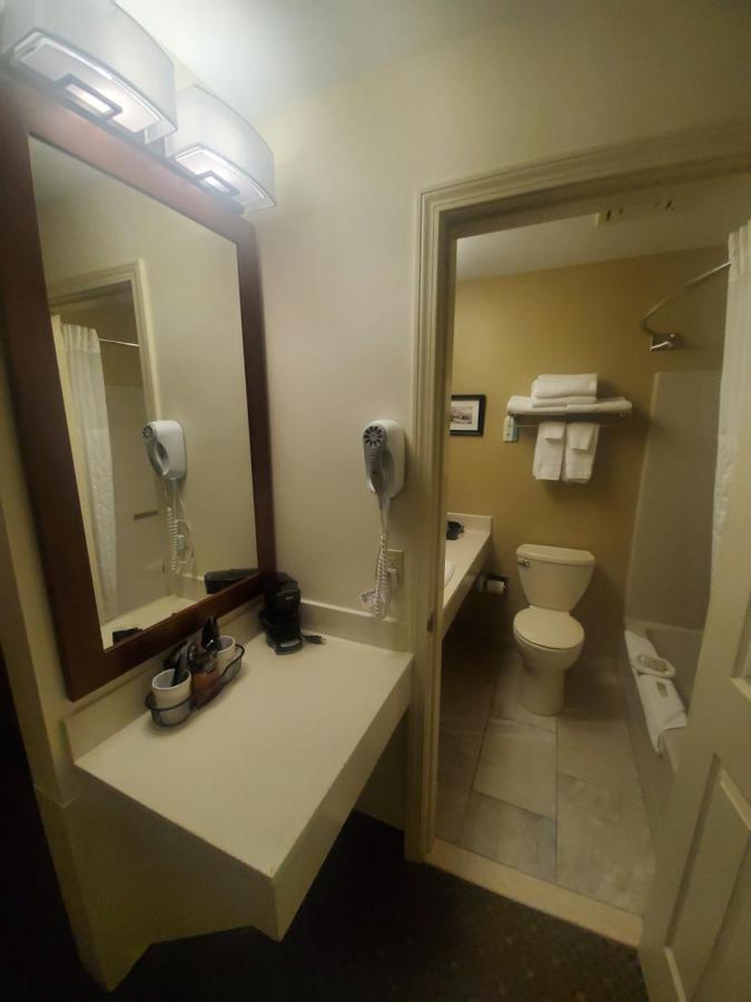 Country Inn At The Mall Bangor Extérieur photo