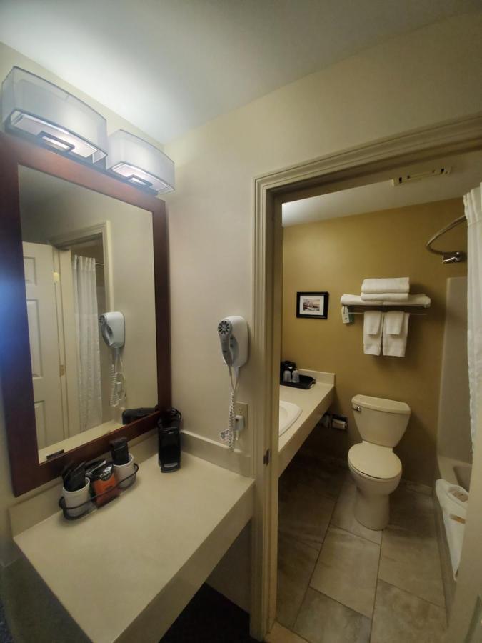 Country Inn At The Mall Bangor Extérieur photo